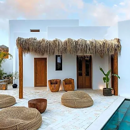 Hotell Charisma And Wellness Club